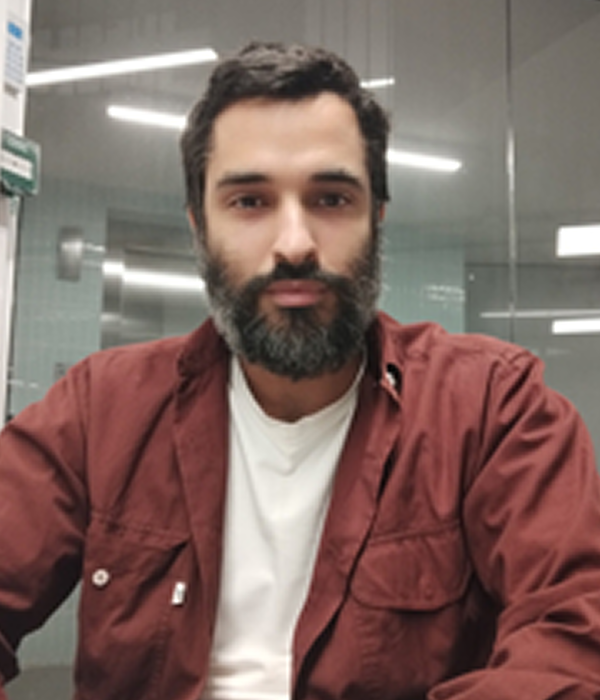 Καραταπάνης Κωστής